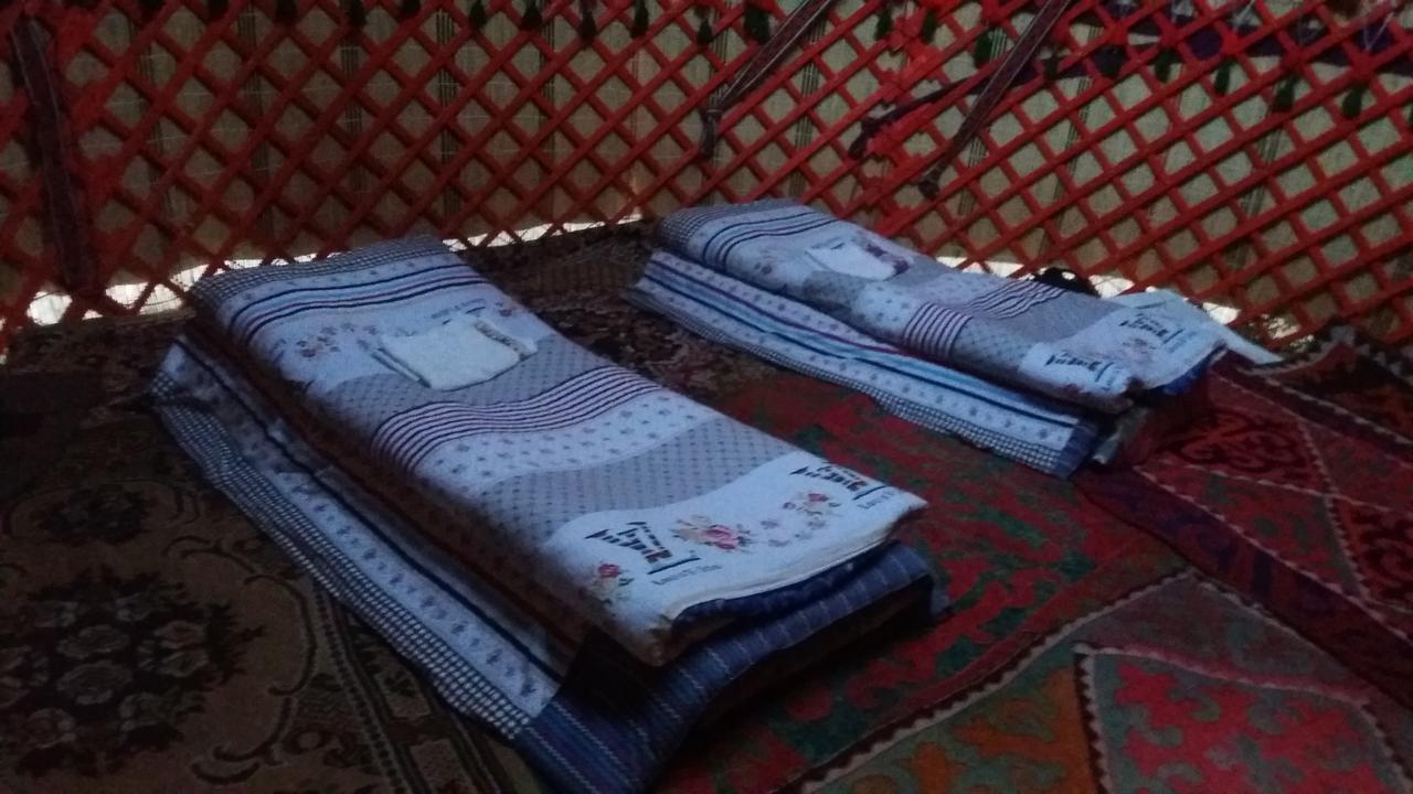 Happy Hostel In Kochkor Εξωτερικό φωτογραφία