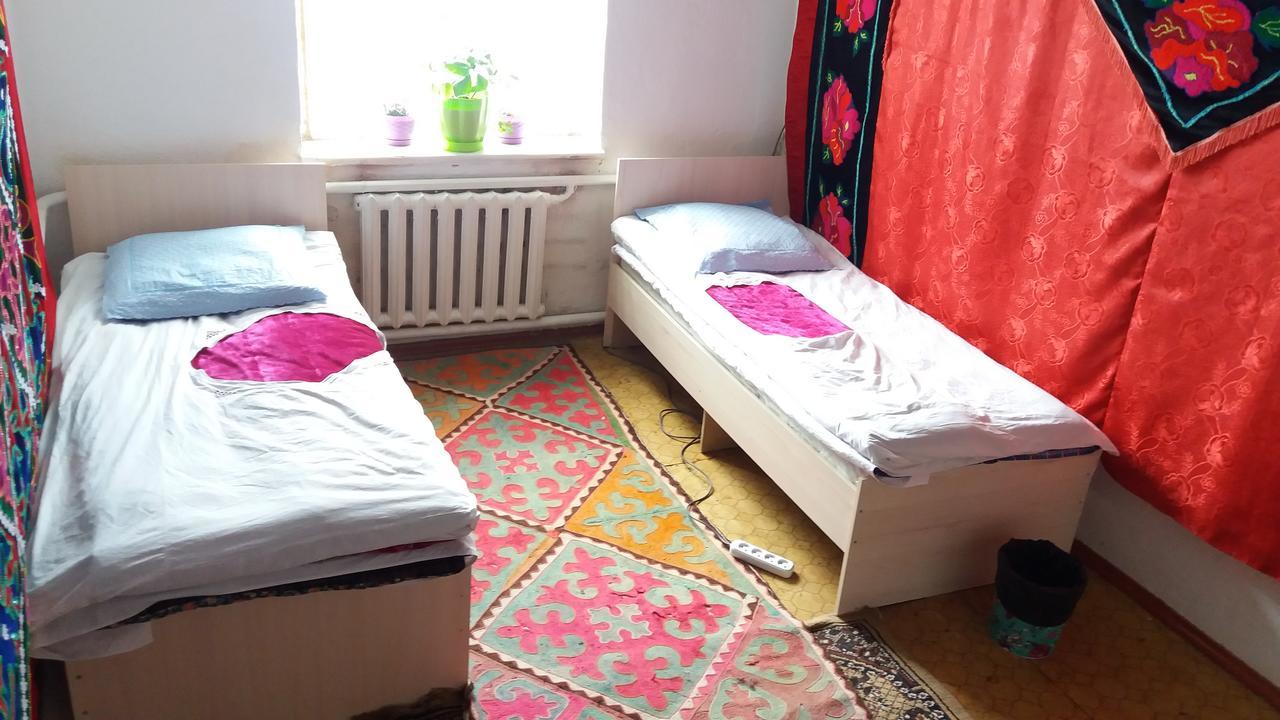 Happy Hostel In Kochkor Εξωτερικό φωτογραφία